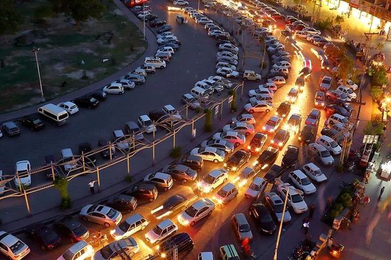 千红网 审视汽车价格战